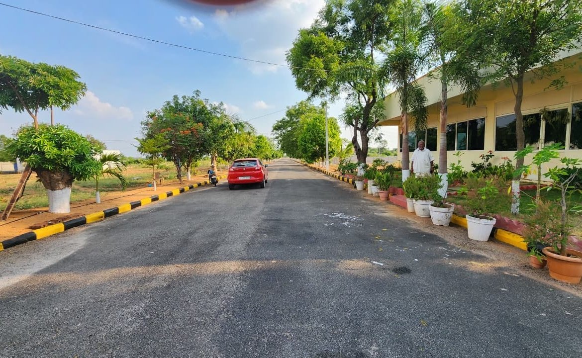 Plots for Sale                                                                                    SNM CYBER RESIDENCY – Kadthal, Hyderabad