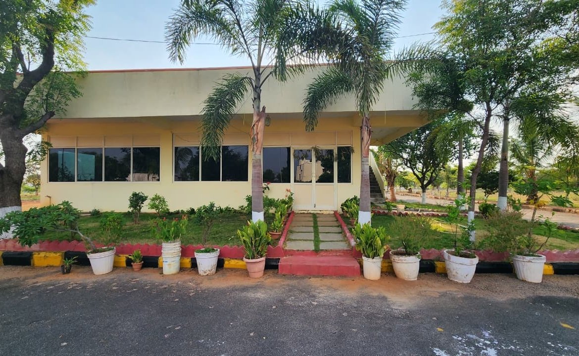 Plots for Sale                                                                                    SNM CYBER RESIDENCY – Kadthal, Hyderabad